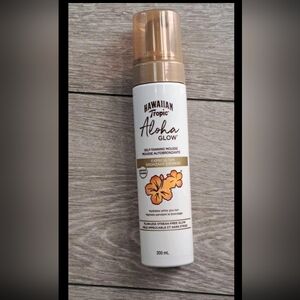 Brand New Hawaiian Tropic Aloha Glow Self-Tanning Mousse